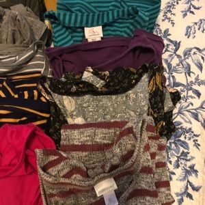 Motherhood Maternity large tops!!